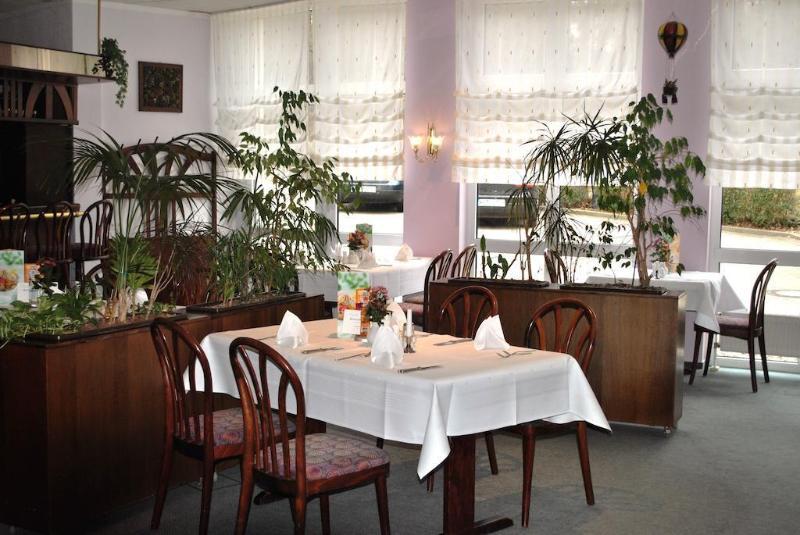 Heidehotel Lubast Εξωτερικό φωτογραφία